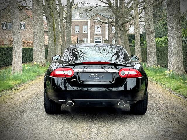 Jaguar XK 5.0 V8 Coup� / FULL SERVICE FILE / XK SPECIALIST
