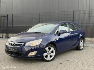 Opel Astra Sports Tourer (2010 - 2016)