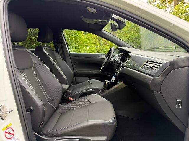 Volkswagen Polo 1.0 TSI R-Line | Automaat + Virtual + Navi + Clima Nu � 15.950,-