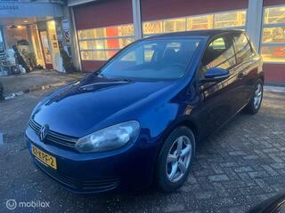 Volkswagen Golf VI