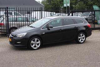 Opel Astra Sports Tourer (2010 - 2016)