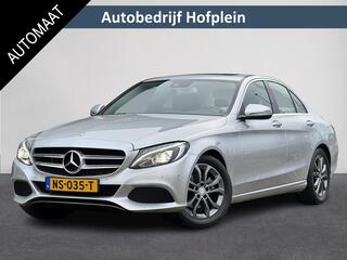 MERCEDES-BENZ C-KLASSE C180 Prestige Automaat | Nieuwe APK! | Navigatie | LED Verlichting | Dode Hoek Detectie | Panorama schuif/Kanteldak, Elektrisch | Stoelverwarming | PDC | Automatische Airco | 17