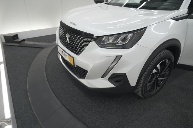 Peugeot 2008 PureTech 100 Allure Pack | Allseason Banden | Parkeersensoren | Apple Carplay