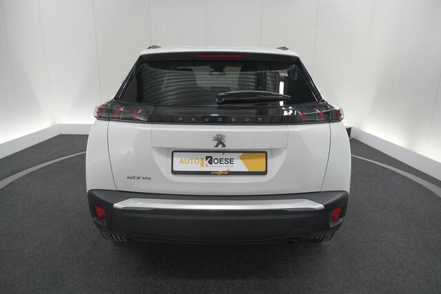Peugeot 2008 PureTech 100 Allure Pack | Allseason Banden | Parkeersensoren | Apple Carplay