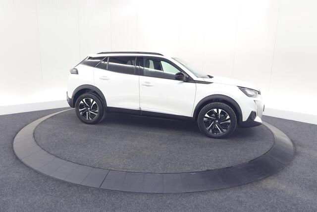 Peugeot 2008 PureTech 100 Allure Pack | Allseason Banden | Parkeersensoren | Apple Carplay