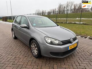 Volkswagen Golf VII