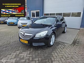 OPEL INSIGNIA Sports Tourer 1.8 Edition