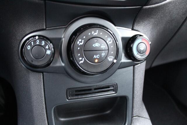 Ford Fiesta 1.2-16V Titanium LMV - Airco - 5 Deurs  82 Pk
