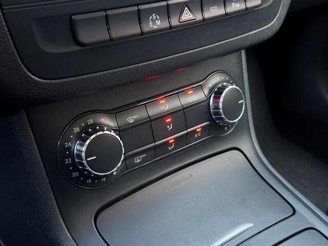 Mercedes-Benz B-Klasse 180 AUT7 AMBITION NAVI AIRCO LED 18-INCH-AMG VELGEN PDC