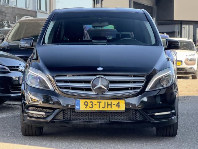 Mercedes-Benz B-Klasse 180 AUT7 AMBITION NAVI AIRCO LED 18-INCH-AMG VELGEN PDC