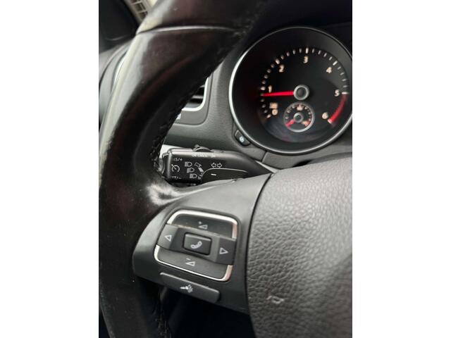Volkswagen Golf 1.6 TDI DSG Highline FULL OPTION