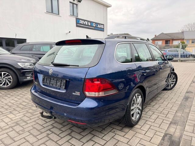 Volkswagen Golf 1.6 TDI DSG Highline FULL OPTION