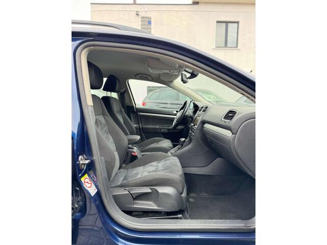 Volkswagen Golf 1.6 TDI DSG Highline FULL OPTION