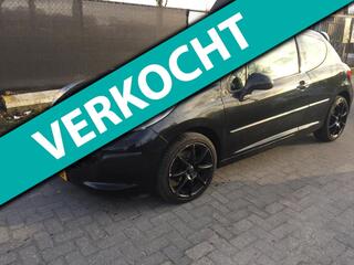 PEUGEOT 207 1.6 HDI X-line