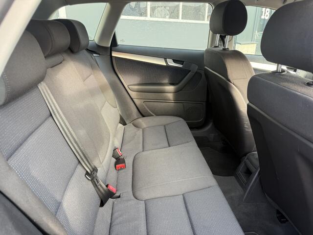 Audi A3 SPORTBACK 1.6 FSI Attraction
