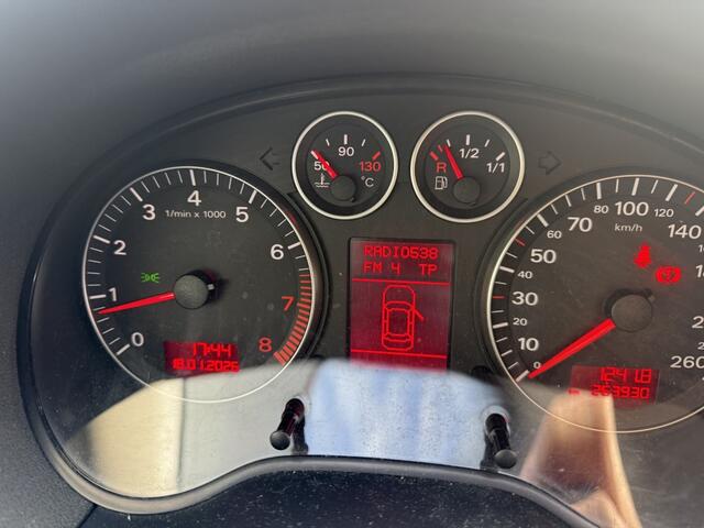 Audi A3 SPORTBACK 1.6 FSI Attraction