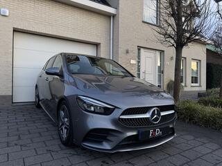 MERCEDES-BENZ B-KLASSE 180 AMG Aut Panoramadak Widescreen SfeerVerlichting SportLeder Led Camera 18
