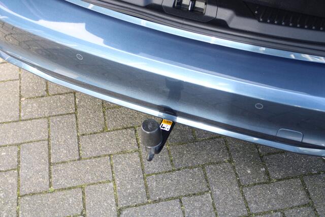 Ford Focus Wagon 1.0 EcoBoost 125 PK Hybrid ST Line TREKHAAK | WINTER- PACK | Camera |