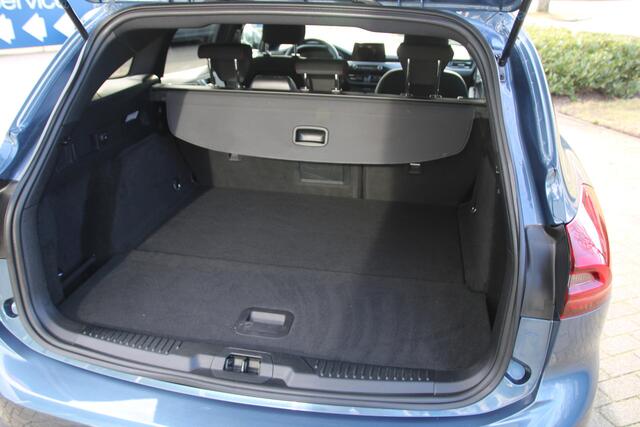 Ford Focus Wagon 1.0 EcoBoost 125 PK Hybrid ST Line TREKHAAK | WINTER- PACK | Camera |