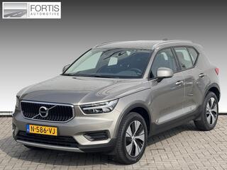 VOLVO XC40 1.5 T2 Momentum NL-AUTO | TREKHAAK | STOEL VERWARMING