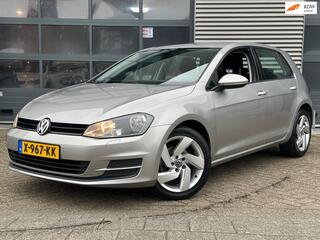 Volkswagen Golf VII