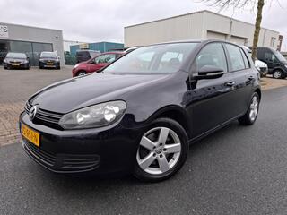 Volkswagen Golf VI