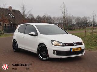 Volkswagen Golf VI