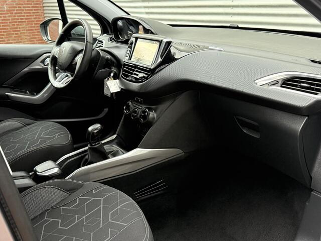 Peugeot 2008 1.2 Hoge Instap Airco Cruise Led Carplay Pdc 19 Vol Opties Eerste Eigenaar 67968 KM Gereden Perfecte Staat