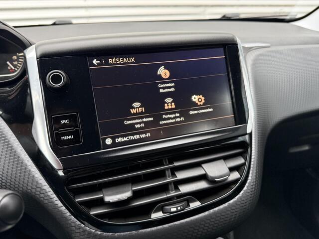 Peugeot 2008 1.2 Hoge Instap Airco Cruise Led Carplay Pdc 19 Vol Opties Eerste Eigenaar 67968 KM Gereden Perfecte Staat
