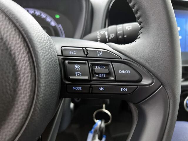 Toyota Aygo X 1.0 VVT-i MT Play e auto| Apple Carplay/Andriod Auto | Cruise Control