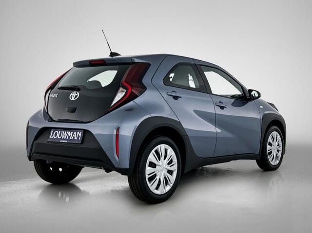 Toyota Aygo X 1.0 VVT-i MT Play e auto| Apple Carplay/Andriod Auto | Cruise Control