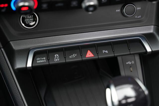 Audi Q3 45 TFSI E S EDITION/PANO/LED/KEYLESS/360/SFEER