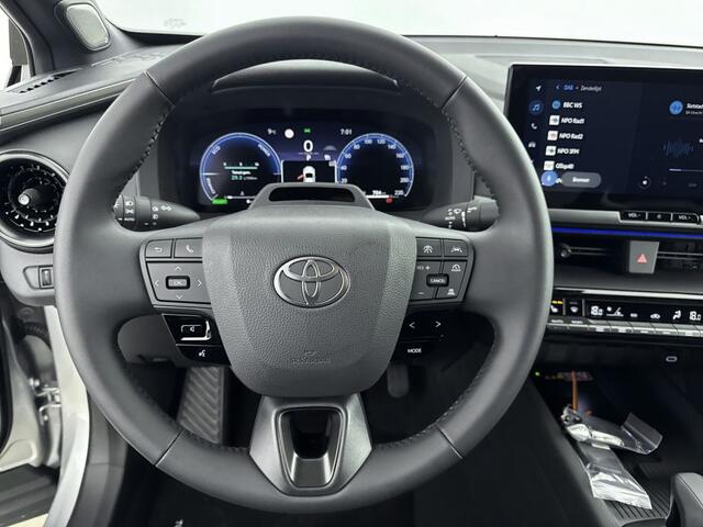 Toyota C-HR 1.8 Hybrid 140 Executive | DEMO | Navigatie | Stoelverwarming | PDC | ACC | JBL|