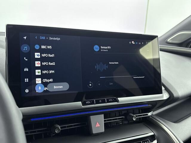 Toyota C-HR 1.8 Hybrid 140 Executive | DEMO | Navigatie | Stoelverwarming | PDC | ACC | JBL|