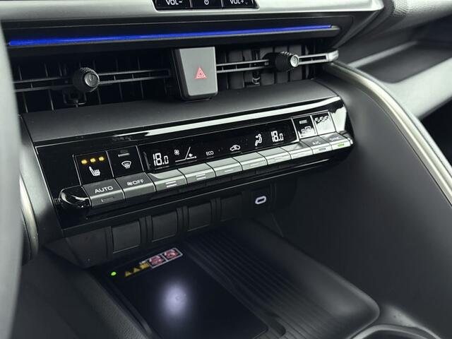 Toyota C-HR 1.8 Hybrid 140 Executive | DEMO | Navigatie | Stoelverwarming | PDC | ACC | JBL|