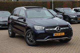 MERCEDES-BENZ GLC-KLASSE 300e 4MATIC Premium Plus / SoH 88,3 % / Panoramadak / Camera / Leder&Alcantara / 19'' / Stoelverwarming / Cruise Control