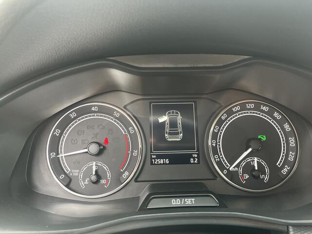 Skoda Kamiq 1.0 TSI Ambition 110PK Automaat / Carplay / Led / Pdc / Cruise