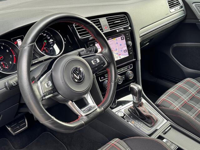 Volkswagen Golf 2.0 TSI GTI Performance Krijt grijs 245 PK Apple Carplay