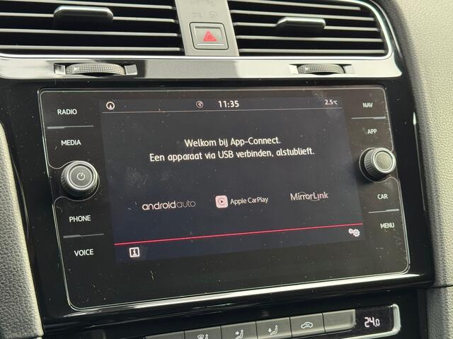 Volkswagen Golf 2.0 TSI GTI Performance Krijt grijs 245 PK Apple Carplay