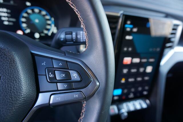 Volkswagen Amarok 3.0 TDI V6 4x4 4Motion PanAmericana Digitaal Dashboard Apple Carplay 3500kg Trekhaak Navi Lederen bekleding