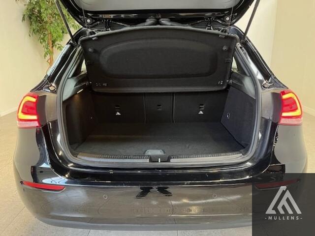 Mercedes-Benz CLA-Klasse Business Solution 1.3i 218 pk Plug in hybride 8G-DCT Navi + Leder
