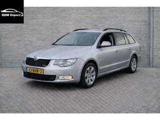 SKODA SUPERB Combi 1.6 TDI Greenline Comfort Business Line | Clima | Navi | Xenon | Trekhaak |