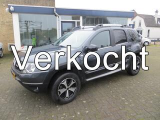 DACIA DUSTER 1.2 TCe 4x2 Laur�ate Blackshadow-AIRCO-NAVI-GARANTIE!