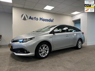 Toyota Auris Touring Sports