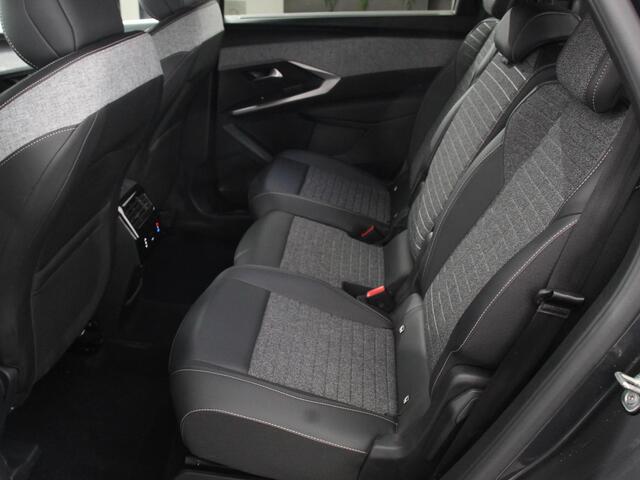 Peugeot 5008 1.2 Hybrid 145pk Automaat Allure 7p Navigatie Apple Carplay Android Auto Camera Climate control Dab Led Keyless start Lichtmetalen Velgen Parkeer