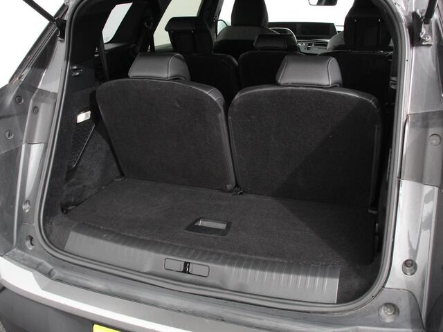 Peugeot 5008 1.2 Hybrid 145pk Automaat Allure 7p Navigatie Apple Carplay Android Auto Camera Climate control Dab Led Keyless start Lichtmetalen Velgen Parkeer
