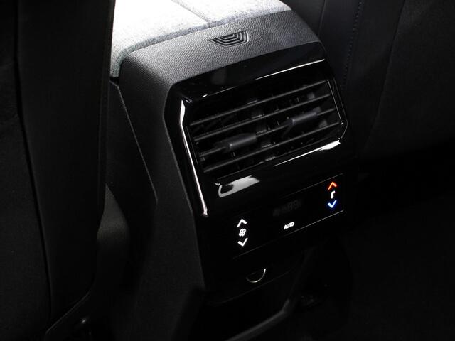 Peugeot 5008 1.2 Hybrid 145pk Automaat Allure 7p Navigatie Apple Carplay Android Auto Camera Climate control Dab Led Keyless start Lichtmetalen Velgen Parkeer