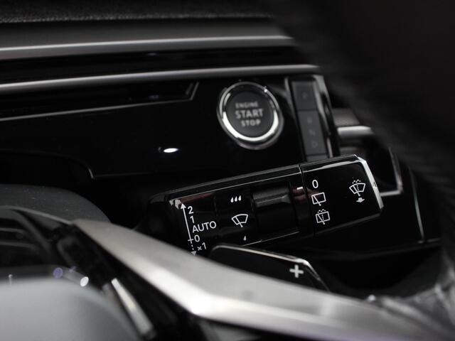 Peugeot 5008 1.2 Hybrid 145pk Automaat Allure 7p Navigatie Apple Carplay Android Auto Camera Climate control Dab Led Keyless start Lichtmetalen Velgen Parkeer