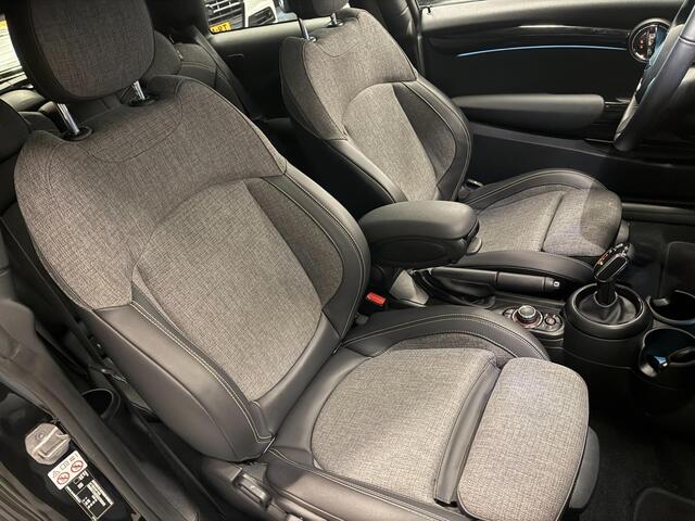Mini Cooper 1.5 Cooper BLACK-EDITION PANO/H-UP/NAVI/CAM/DAB/CARPLAY/H-KARDON///