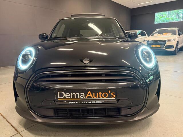 Mini Cooper 1.5 Cooper BLACK-EDITION PANO/H-UP/NAVI/CAM/DAB/CARPLAY/H-KARDON///